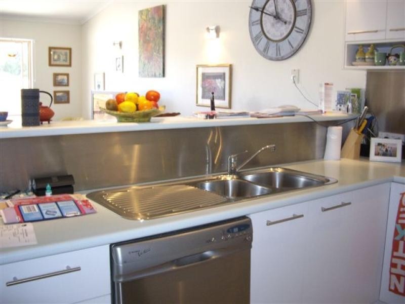 Unit 3/119 Freshwater Street, Torquay QLD 4655