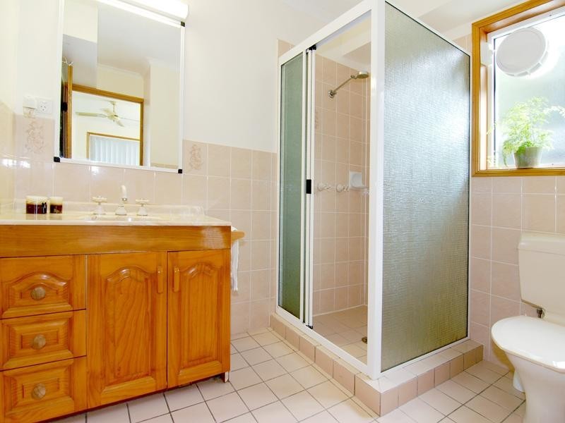 44 Long Street, Point Vernon QLD 4655