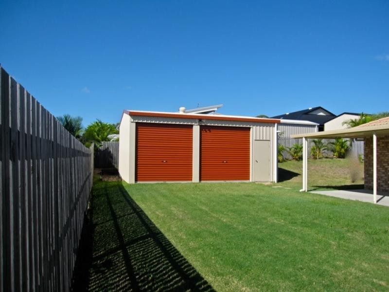 7 Harrison Circuit, Urangan QLD 4655