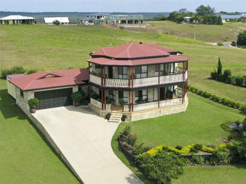 7 Highland Place, Craignish QLD 4655