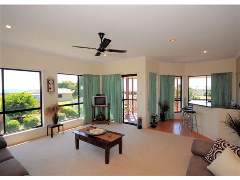 7 Highland Place, Craignish QLD 4655