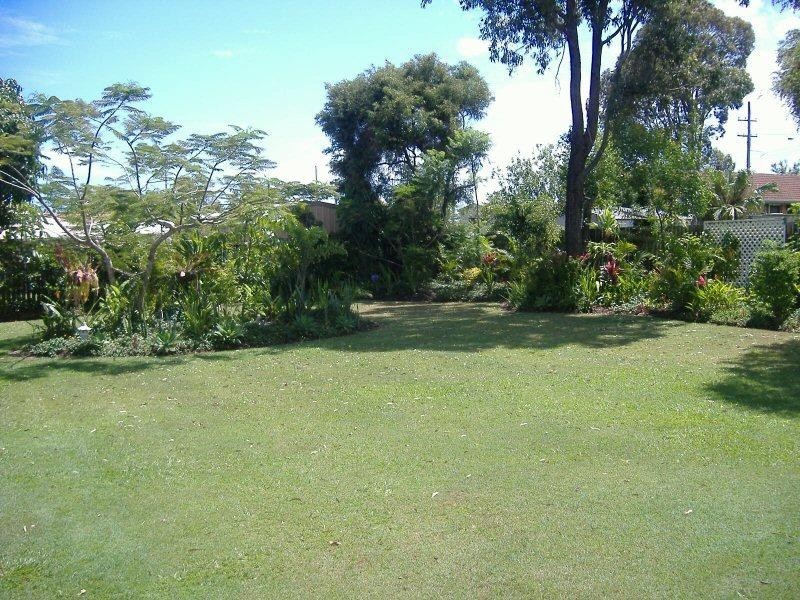 5 Jensen Drive, Urraween QLD 4655