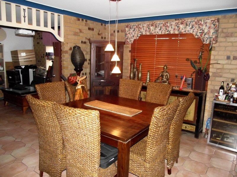 28 Aimee Drive, Urangan QLD 4655