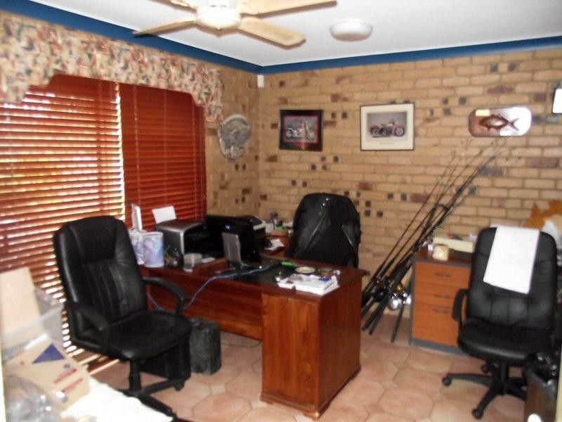 28 Aimee Drive, Urangan QLD 4655