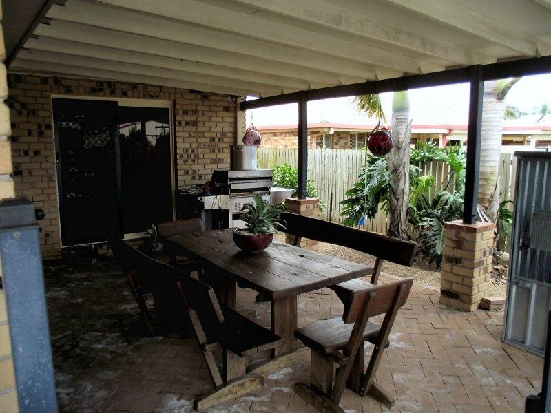 28 Aimee Drive, Urangan QLD 4655