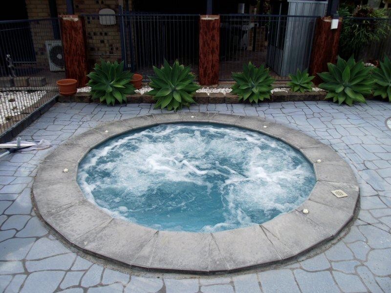 28 Aimee Drive, Urangan QLD 4655