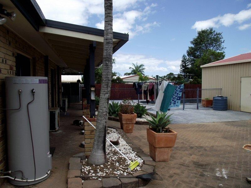 28 Aimee Drive, Urangan QLD 4655