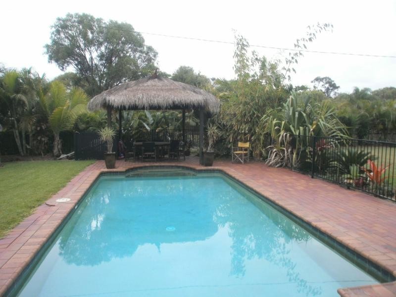 151 Garden Drive, Urangan QLD 4655