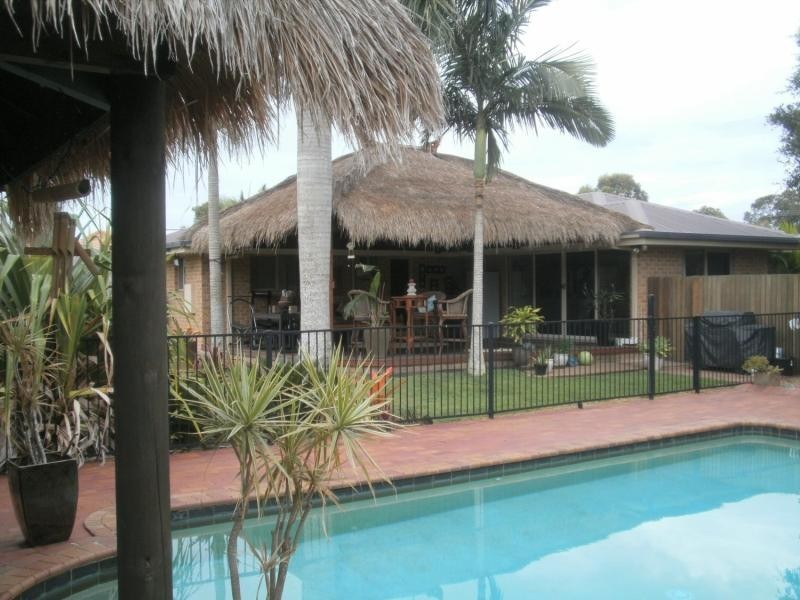 151 Garden Drive, Urangan QLD 4655
