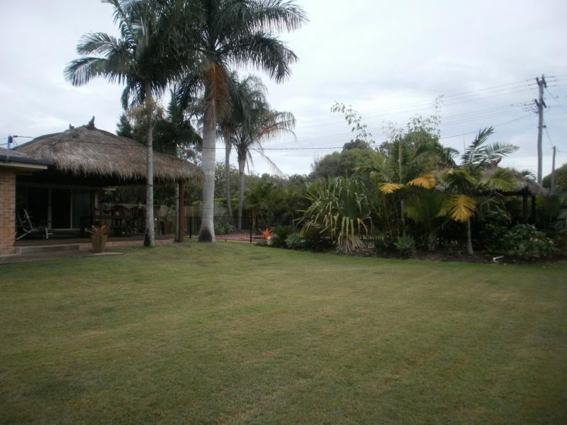 151 Garden Drive, Urangan QLD 4655
