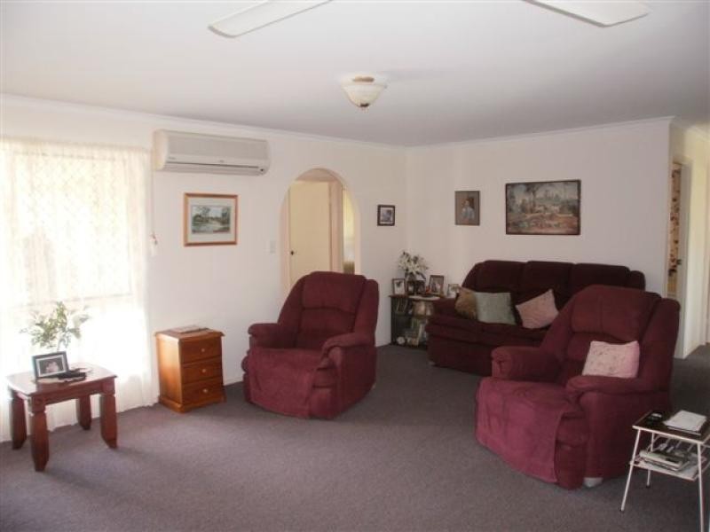 8 Sittella Close, Eli Waters QLD 4655