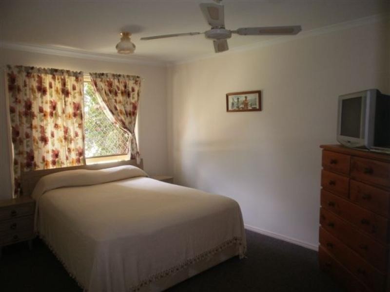 8 Sittella Close, Eli Waters QLD 4655