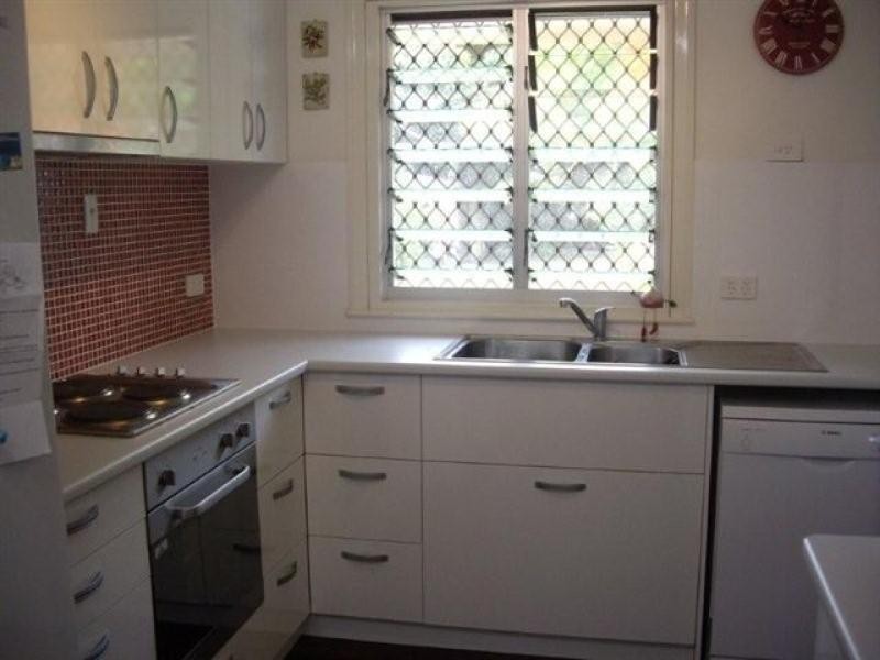 19 Truro Street, Torquay QLD 4655