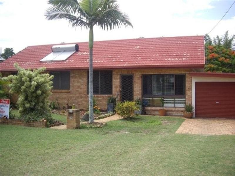 19 Truro Street, Torquay QLD 4655