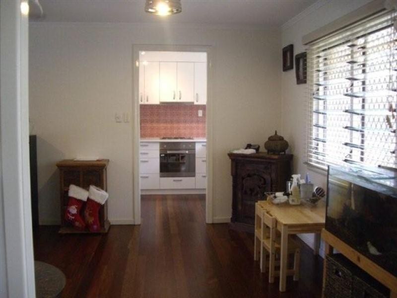 19 Truro Street, Torquay QLD 4655