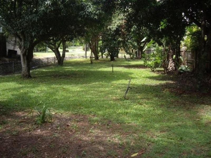 19 Truro Street, Torquay QLD 4655