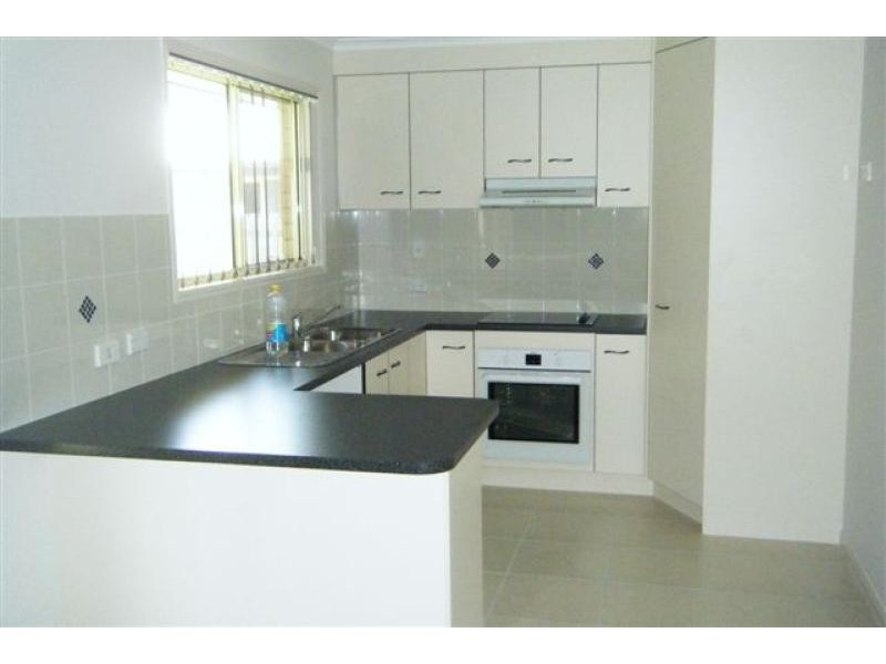 13 Sunny Way, Toogoom QLD 4655