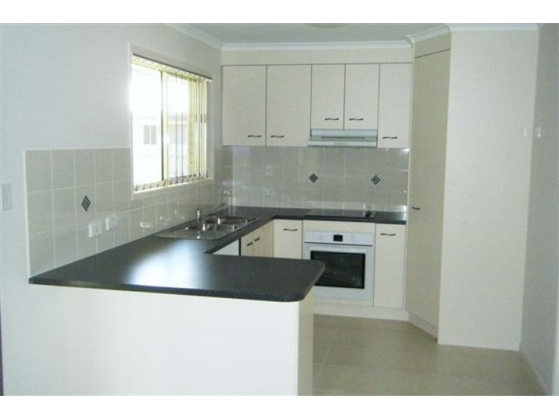 13 Sunny Way, Toogoom QLD 4655