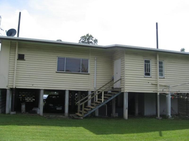 220 Esplanade, Pialba QLD 4655