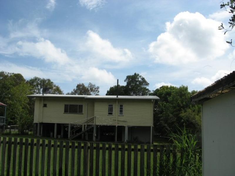 220 Esplanade, Pialba QLD 4655