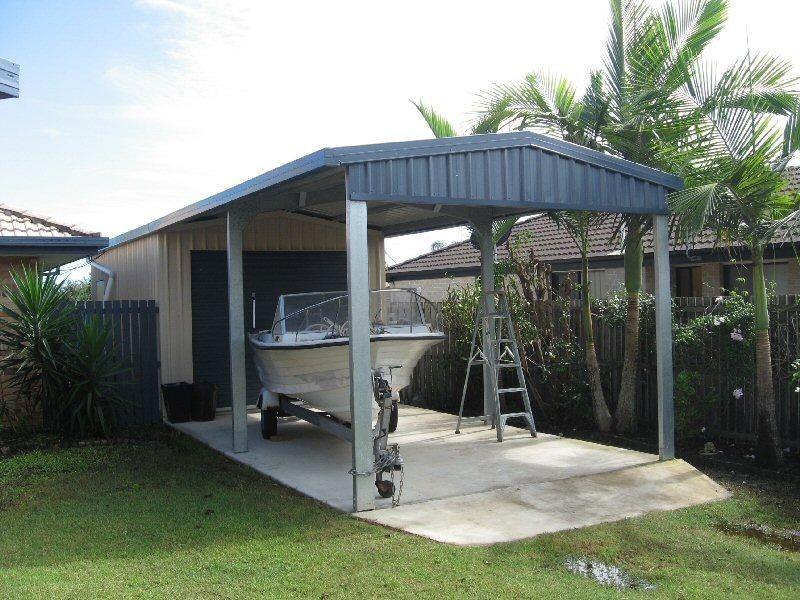7 Cleo Court, Torquay QLD 4655