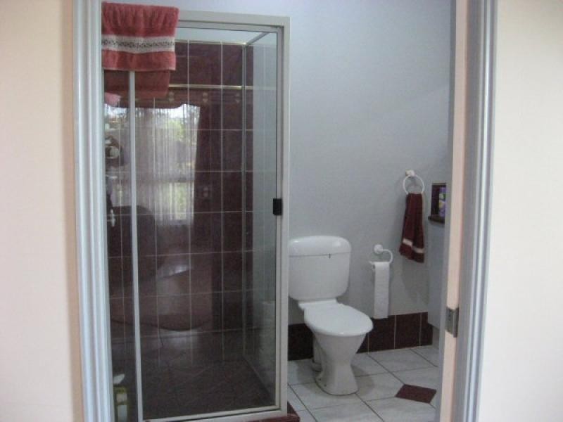 31 Finch Court, Walligan QLD 4655