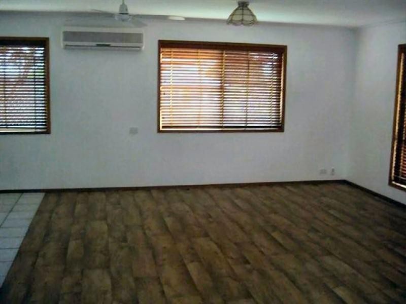 9 Maureen Court, Point Vernon QLD 4655