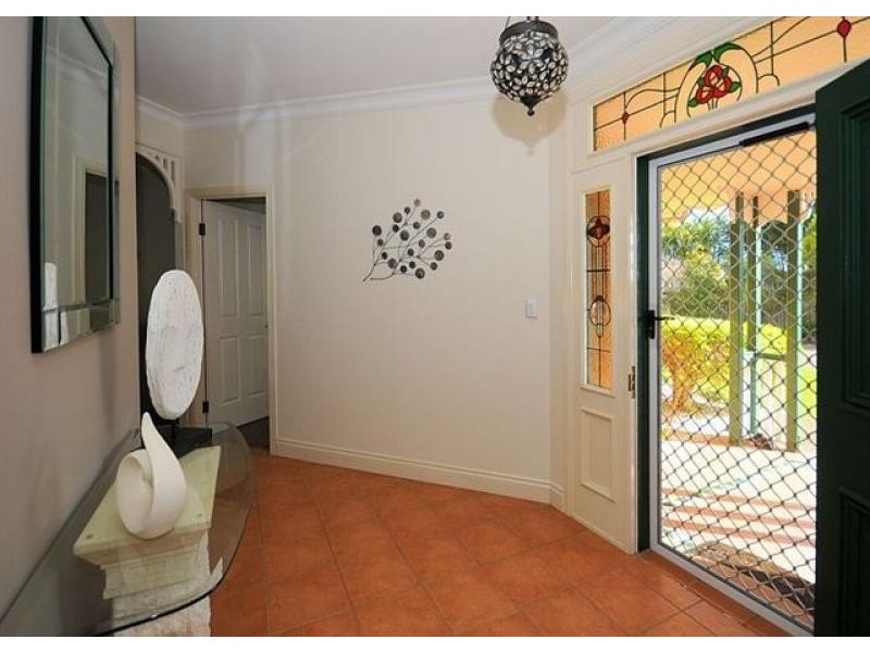 206 Denmans Camp Road, Wondunna QLD 4655