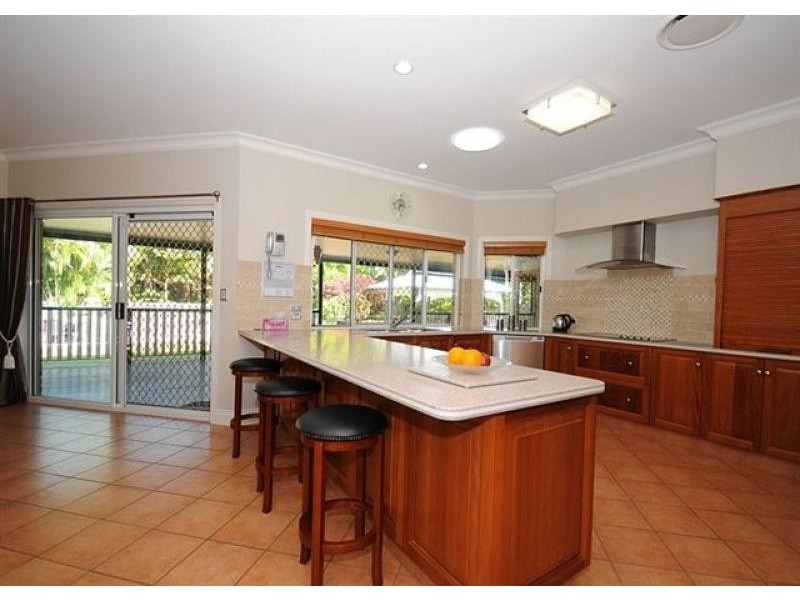 206 Denmans Camp Road, Wondunna QLD 4655