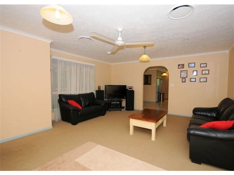 22 Banksia Park Drive, Scarness QLD 4655