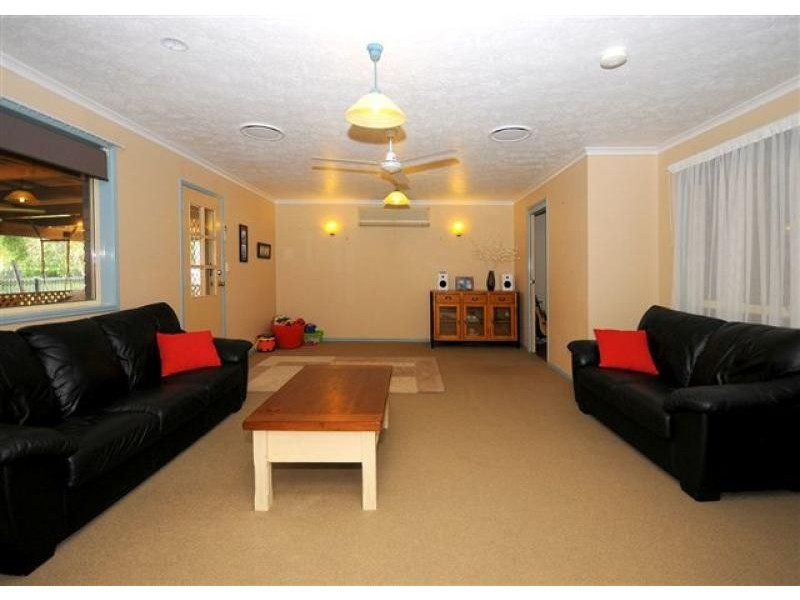 22 Banksia Park Drive, Scarness QLD 4655