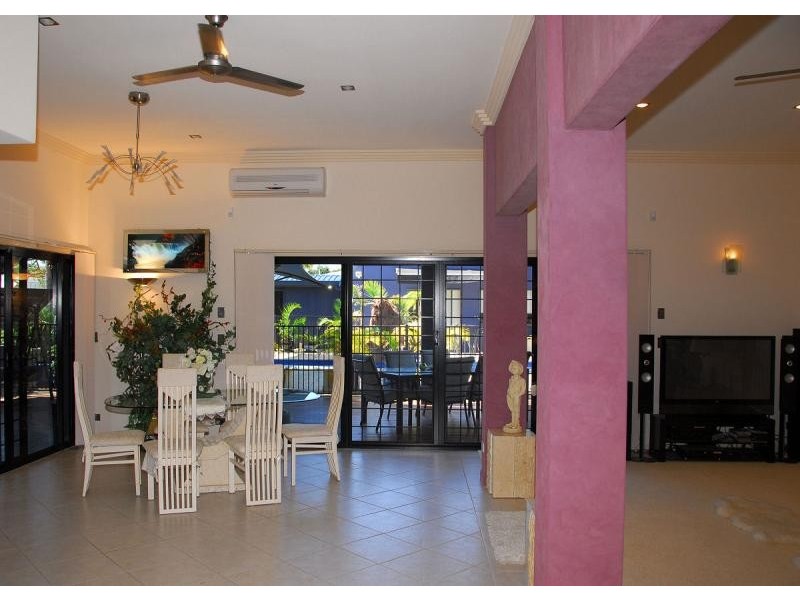 46 Long Street, Point Vernon QLD 4655