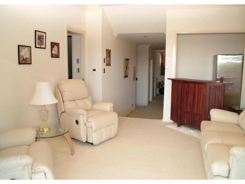 46 Long Street, Point Vernon QLD 4655