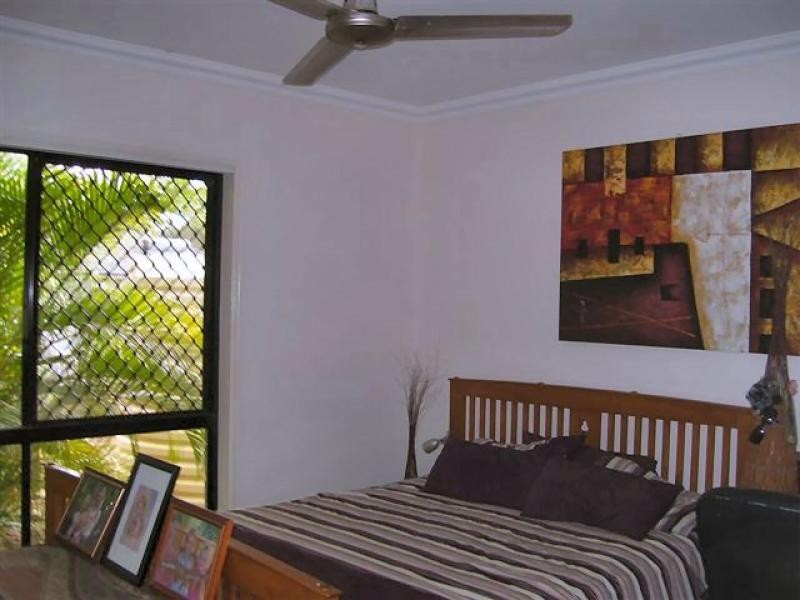 6 Grey Gum Court, Urraween QLD 4655