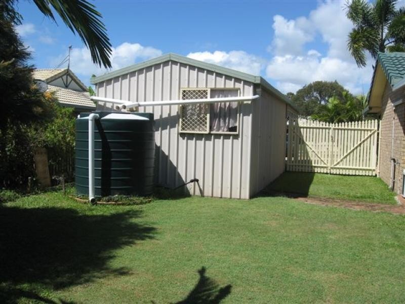 33 Aimee Drive, Urangan QLD 4655