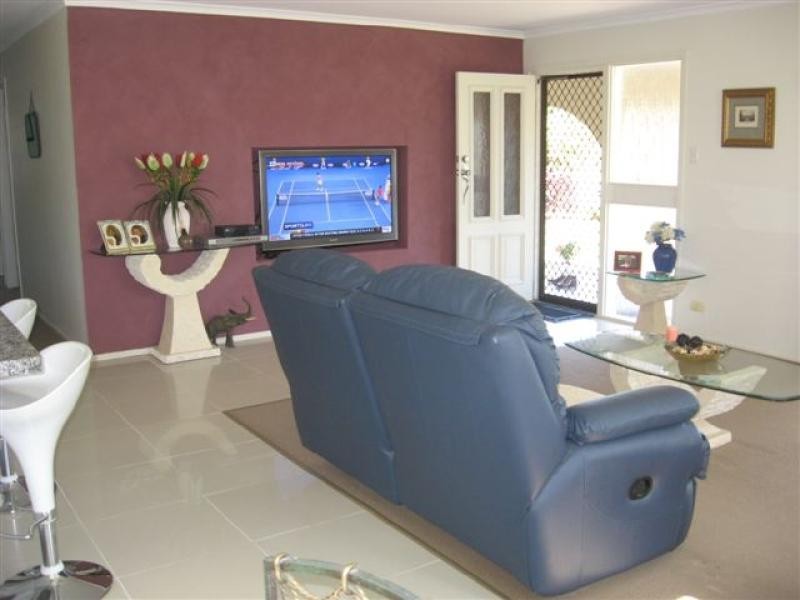 36 South Street, Urangan QLD 4655