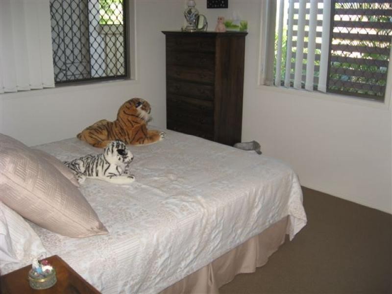 36 South Street, Urangan QLD 4655