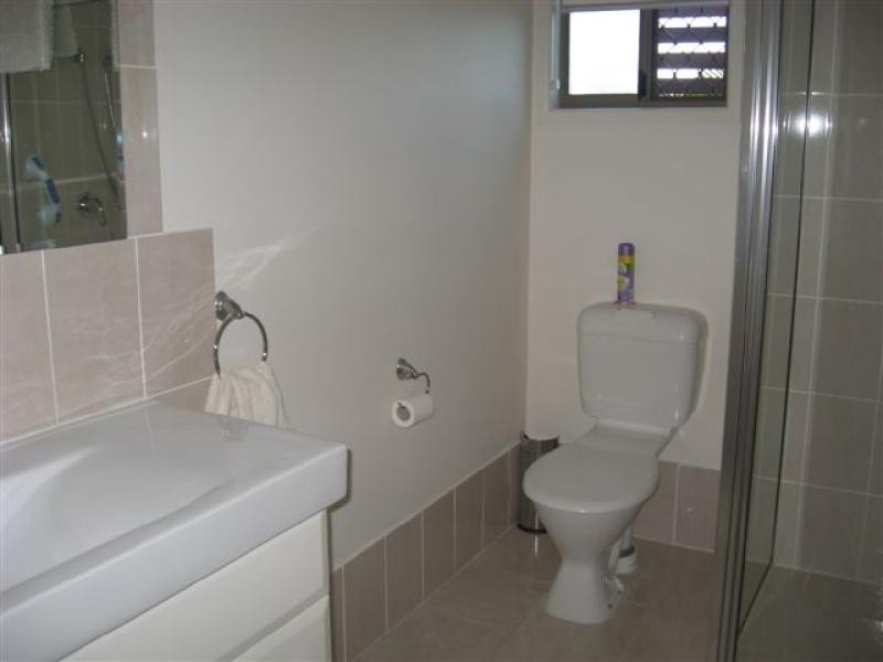 36 South Street, Urangan QLD 4655