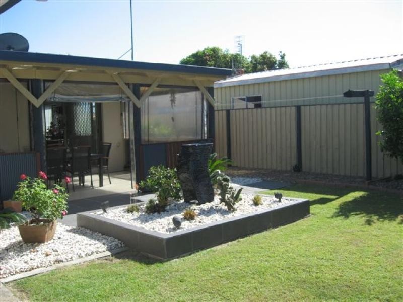 36 South Street, Urangan QLD 4655