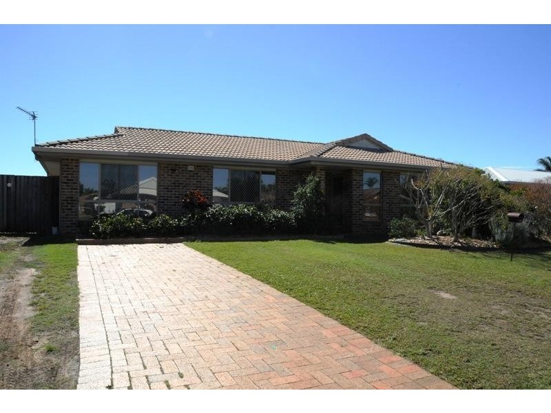 15 Keppel Court, Kawungan QLD 4655