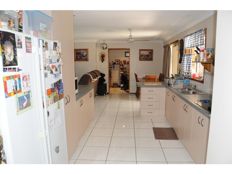 15 Keppel Court, Kawungan QLD 4655