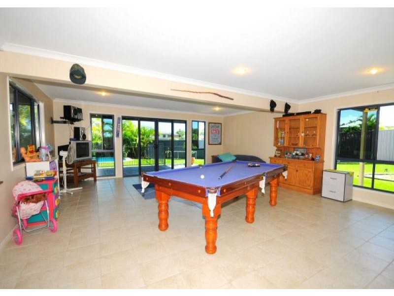 1 Pohlmann Court, Scarness QLD 4655