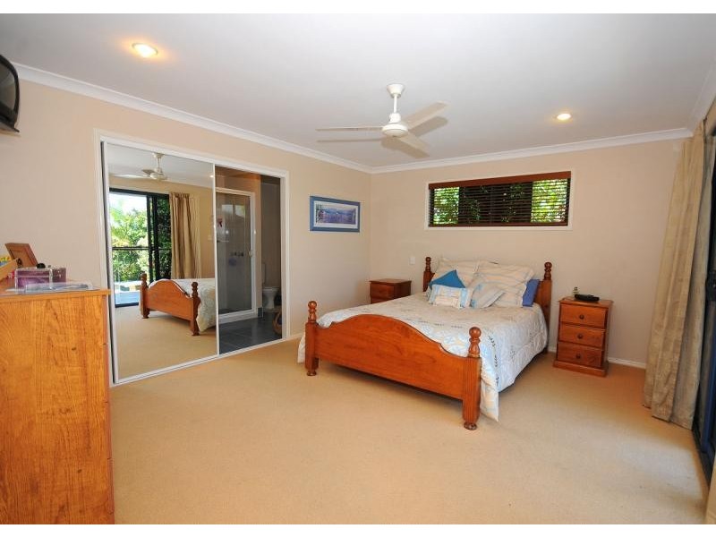 1 Pohlmann Court, Scarness QLD 4655