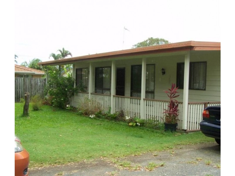57 Pulgul Street, Urangan QLD 4655