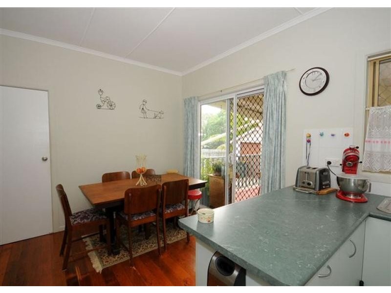 23 Mary Street, Scarness QLD 4655