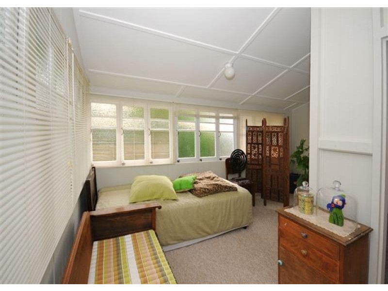 23 Mary Street, Scarness QLD 4655