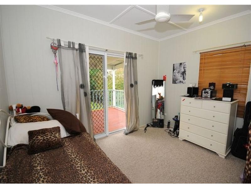 23 Mary Street, Scarness QLD 4655