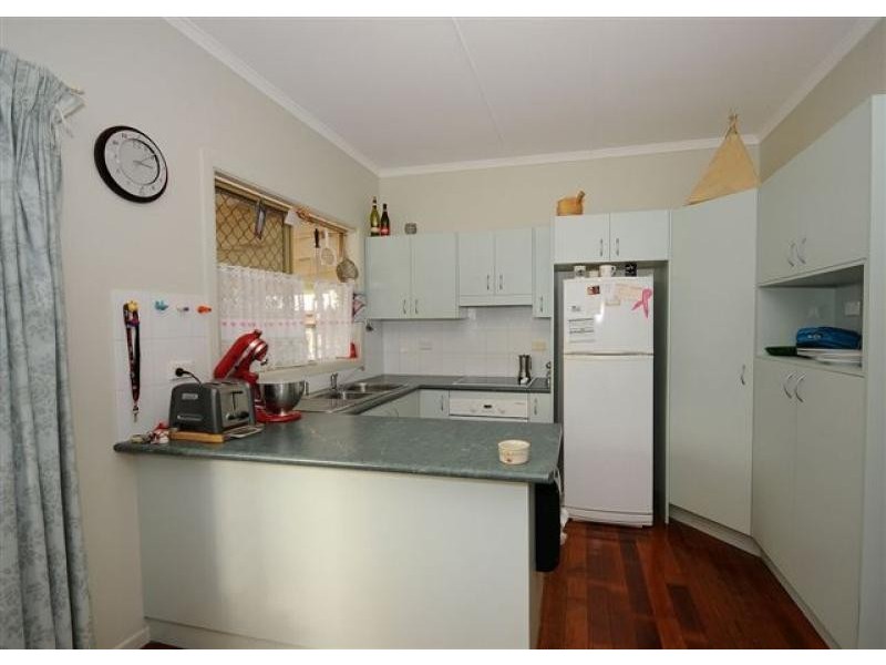 23 Mary Street, Scarness QLD 4655