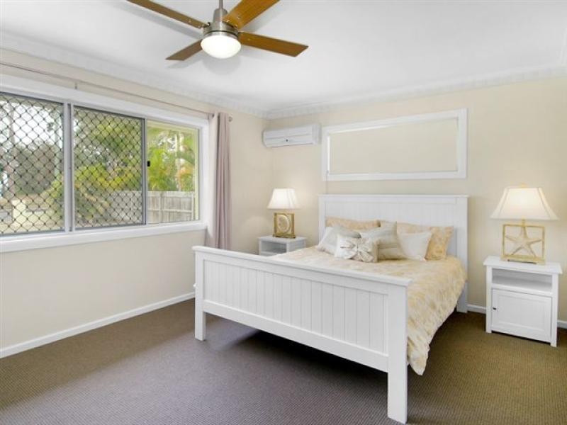464 Esplanade, Torquay QLD 4655