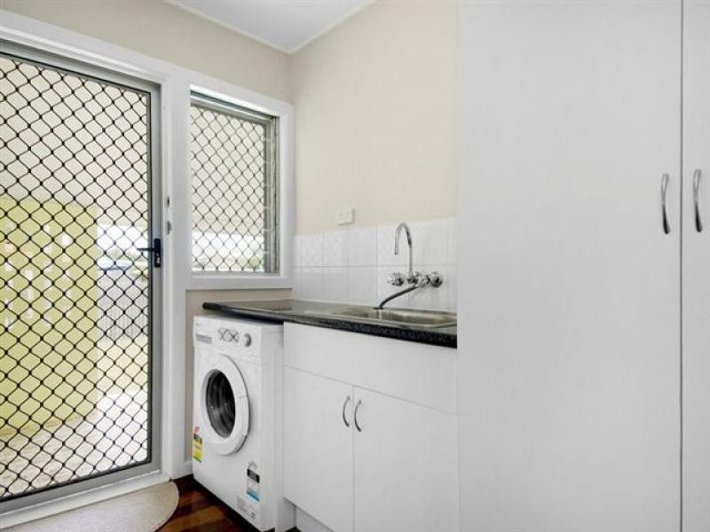 464 Esplanade, Torquay QLD 4655